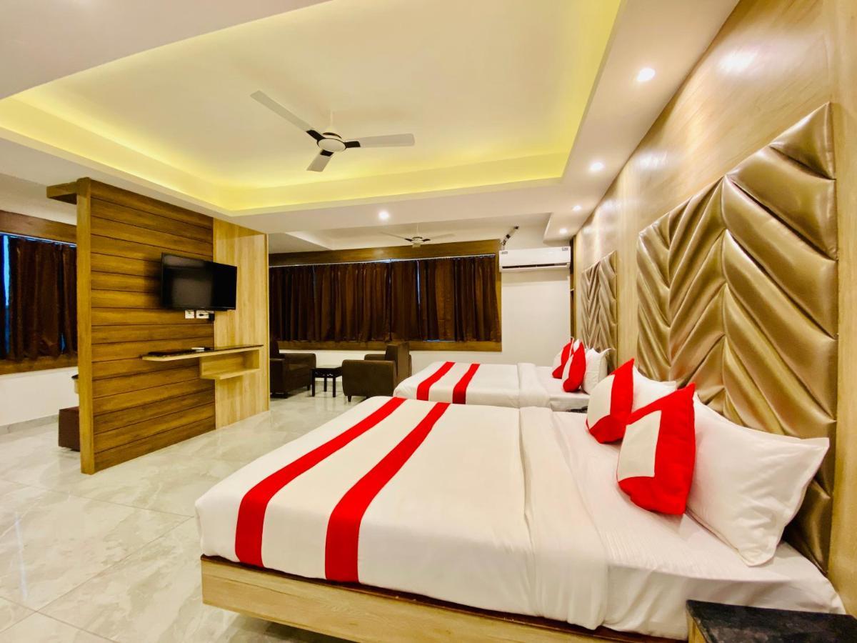 The Eleganza Hotel Jhājra Kültér fotó