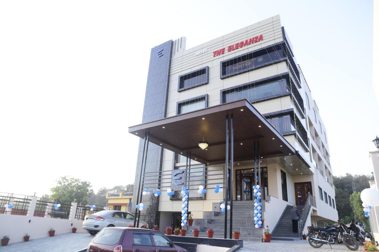 The Eleganza Hotel Jhājra Kültér fotó